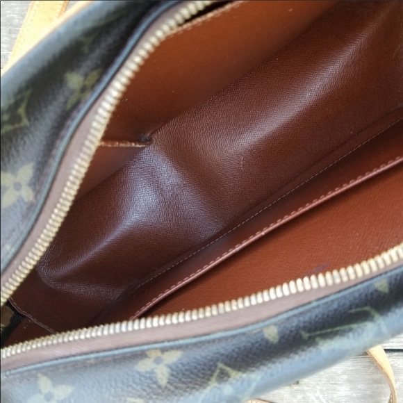 Louis Vuitton Monogram Cite MM Authentic bag - Picture 5 of 8